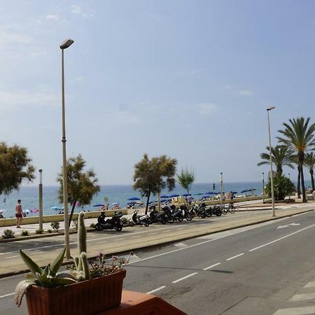 דירות Blanes Beach מראה חיצוני תמונה